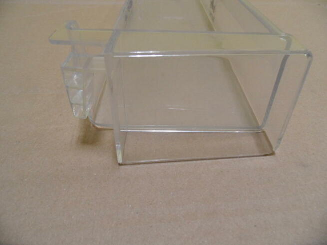 polka balkonik lodowki whirlpool