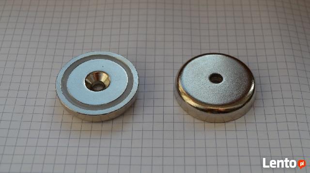 Magnes neodymowy pod wkręt stożek w obudowie A 42 uchwyt