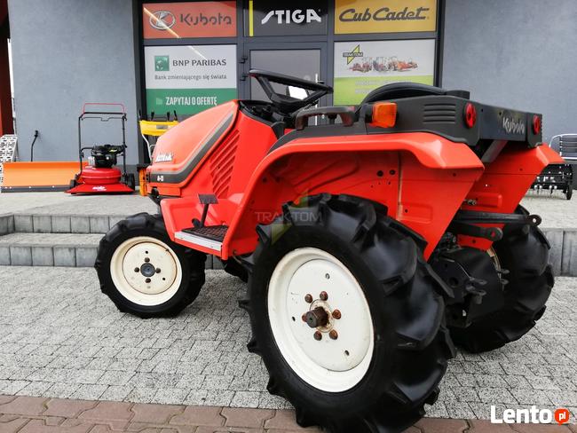 MiniTraktor japoński 4WD Kubota Aste A13 diesel 3-cyl. 13 KM
