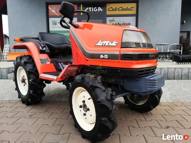 MiniTraktor japoński 4WD Kubota Aste A13 diesel 3-cyl. 13 KM