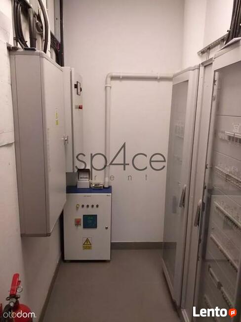 Magazyn / Hala - FULL SUPRIM - 3200 m2. - Centrum