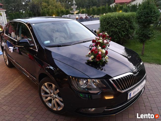 Auto do wypożyczenia z kierowcą, na sluby wesela, Skoda