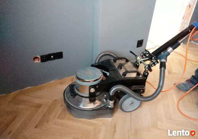 Cyklinowanie, renowacja podłóg drewnianych, schodów