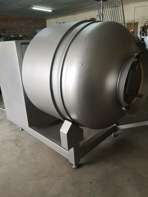 Masownica próżniowa z chłodzeniem 1100l NOWICKI