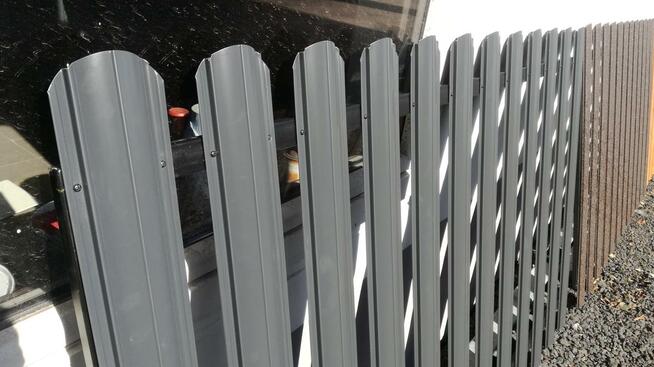 Przęsła ze sztachet metalowych