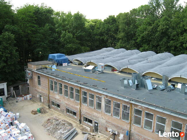 Ocieplenie dachu płaskiego pianką PUR, izolacja dachu