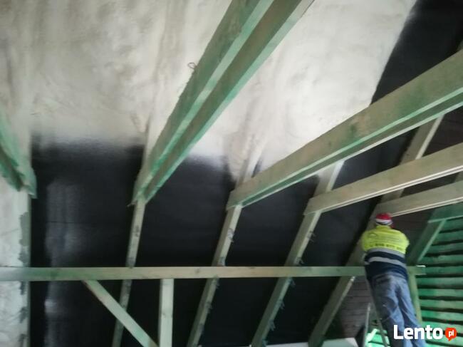 Termowizja Wdmuchiwanie celulozy Docieplanie pianą poddasza