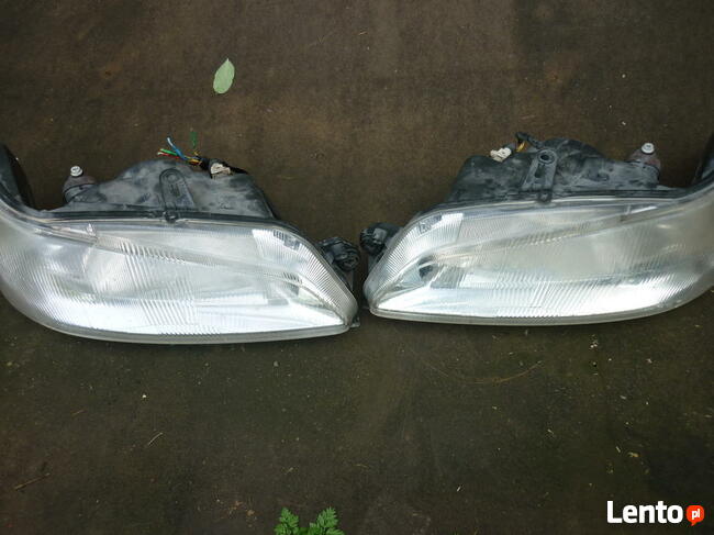sprzedam pszednie lampy do peugeot 306