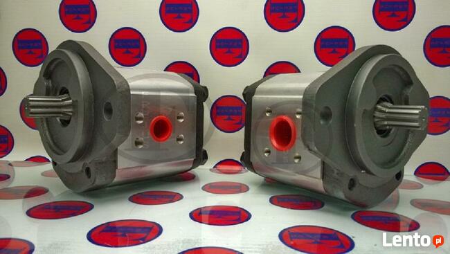 Pompa hydrauliczna do ciągnika John Deere.