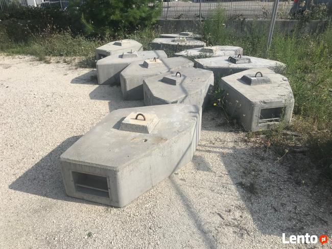 Żuraw dolno obrotowy szybko montujący Potain IGO 22