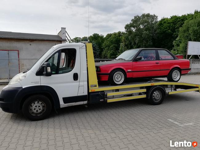 POMOC DROGOWA 24h, HOLOWANIE. AUTA OSOBOWE ORAZ BUSY