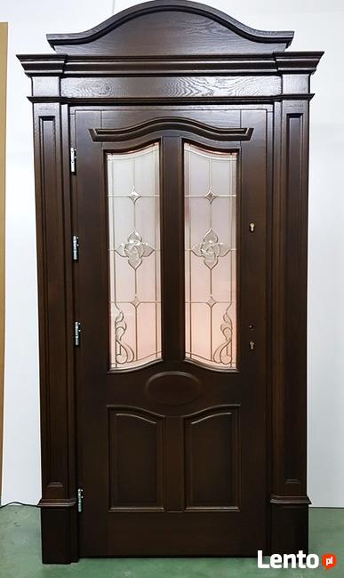 lustra zdobione, kryształowe, witraż, szklarstwo