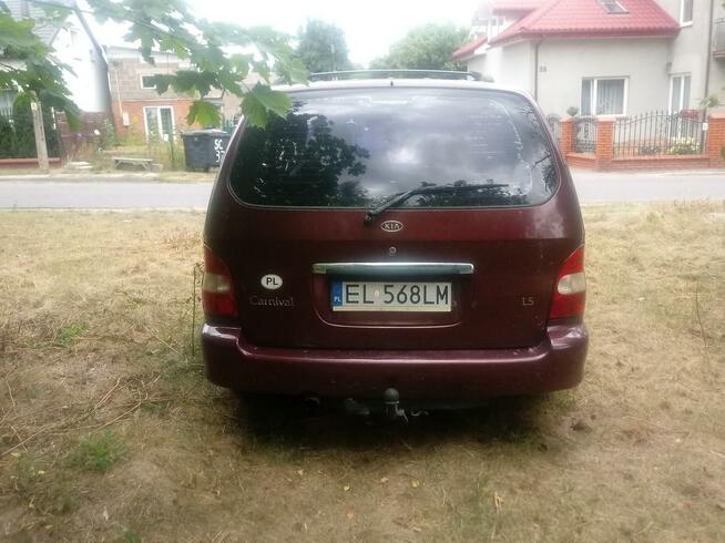 Kia carnival игрушка