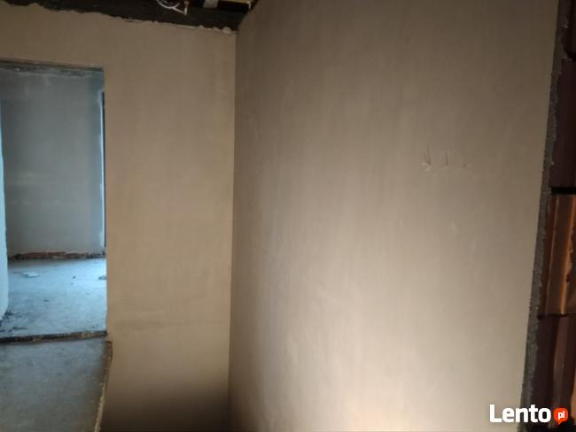 Tynki maszynowe gipsowe i hybrydowe