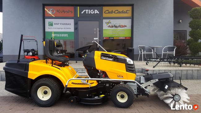 Traktor ogrodowy kosiarka Cub Cadet LT3 Briggs z zamiatarką