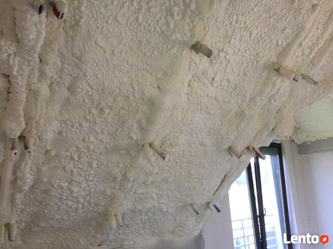 Ocieplanie piana Pur ,ocieplanie pianka ,ocieplanie poddasza