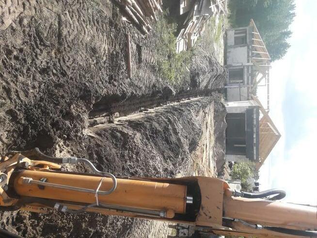 Usługi koparko-ładowarką