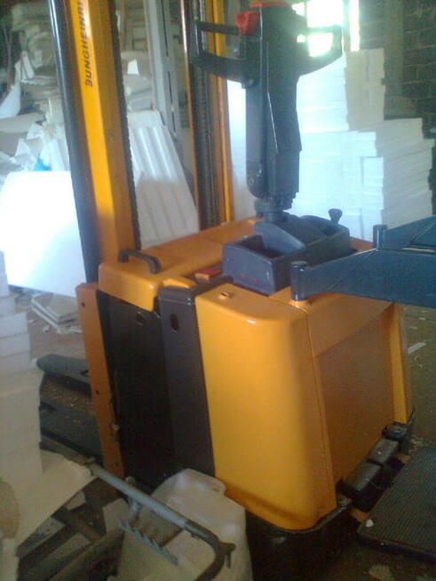 Sprzedam paleciak elektryczny/podnośnik