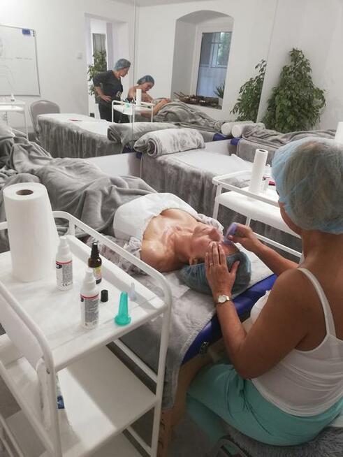 Kurs Lifting twarzy bańkami próżniowymi