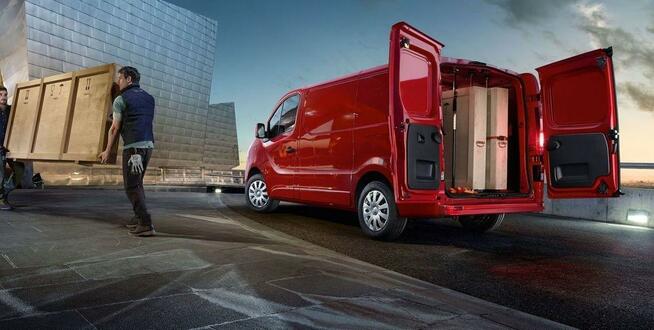 Wynajem samochodów dostawczych Opel Vivaro Long