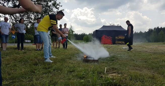 Symulacja gaszenia pożaru Ppoż gaszenie pożaru szkolenie