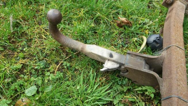 Sprzedam hak do jeep cherokee