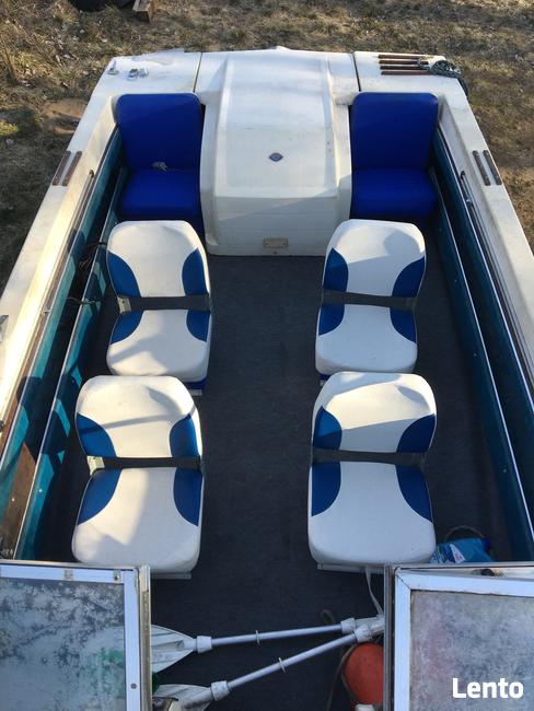 Motorowka Glastron V-174