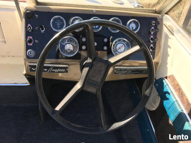 Motorowka Glastron V-174