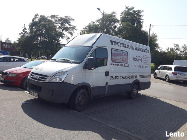 Wynajem busów dostawczych i osobowych