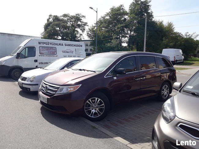 Wynajem samochodów osobowych dostawczych busów