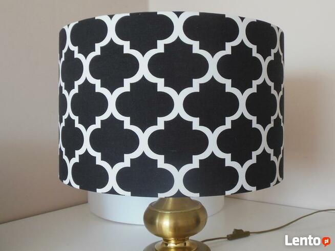 Abażury klasyczne powlekane aksamitem i nie tylko.