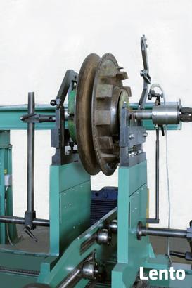 Wyważarka wałów i wirnuków maszyn rolniczych