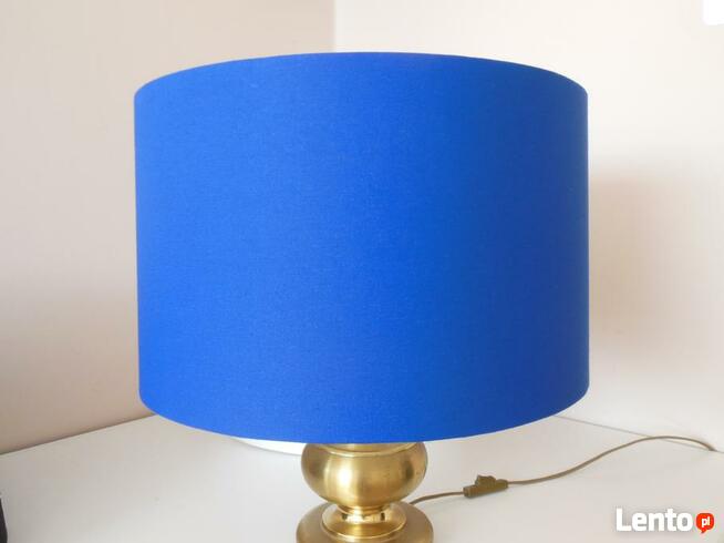 Abażury klasyczne powlekane aksamitem i nie tylko.