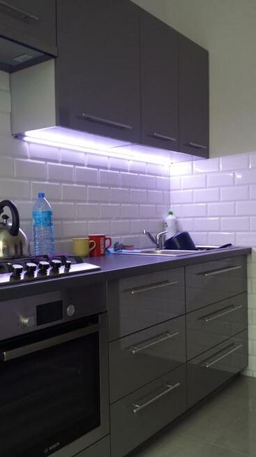 Naprawa szaf wnękowych i innych mebli