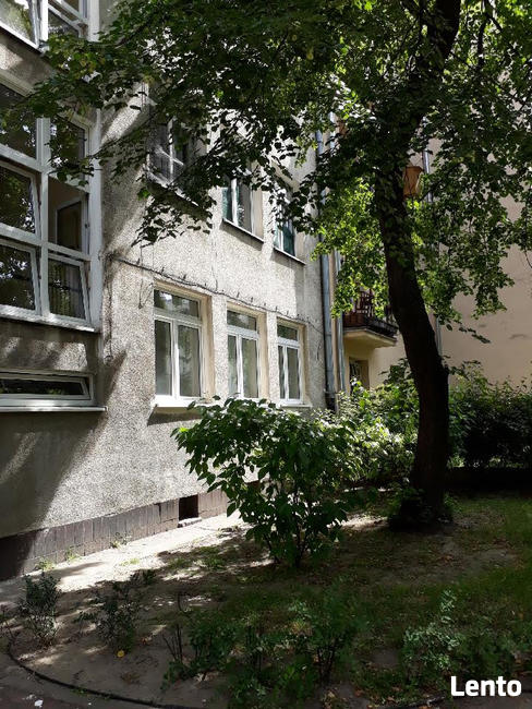 Stara Ochota, ul. Asnyka, 34 m2, 2 pokoje z aneksem, meble,
