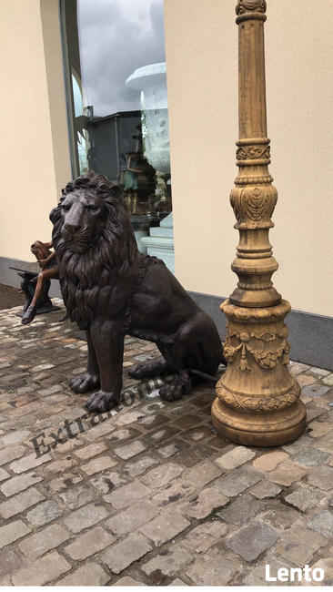 Lwy z brązu , Lew z brązu , Rzeźba Lwa z brązu .- Lwy pałac