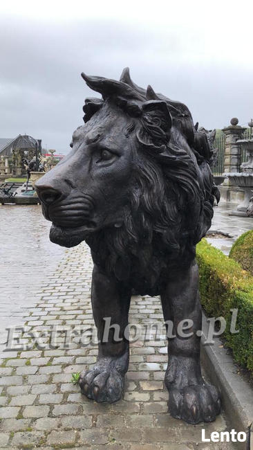 Lwy z brązu , Lew z brązu , Rzeźba Lwa z brązu .- Lwy pałac