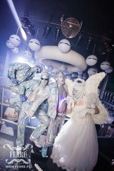 Oryginalne świąteczne artystyczne atrakcje