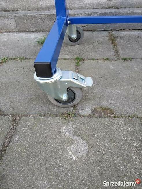 Przewijarka nawijarka ręczna do materiałów w rolkach