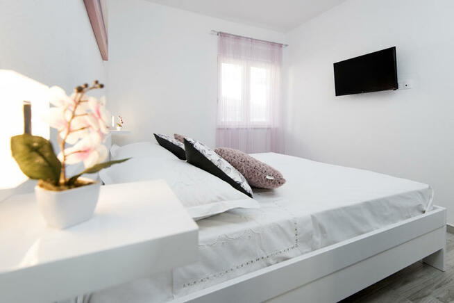 Chorwacja pokoje i apartamenty Omis-Duće Cropolka