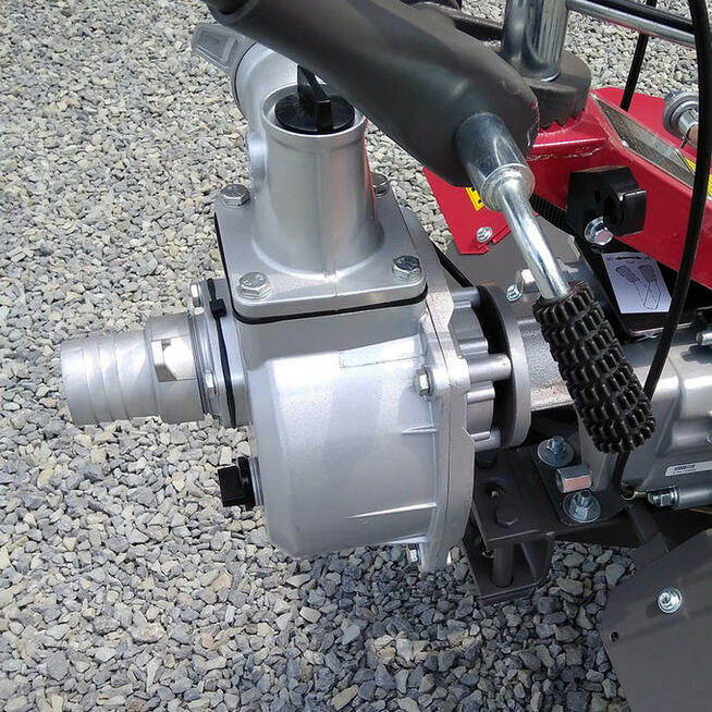 POMPA WODNA WMWP1100 Z NAPĘDEM NA WOM (SERIA WM1100)