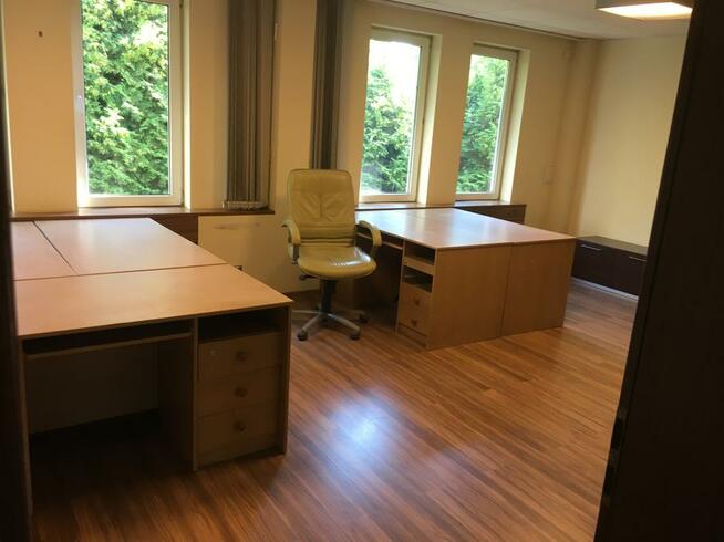 Lokale, biura 18m2 do końca miesiąca bezpłatnie
