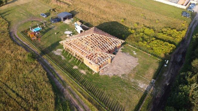 Wiązary, prefabrykowane konstrukcje dachowe, dźwigary, więźb