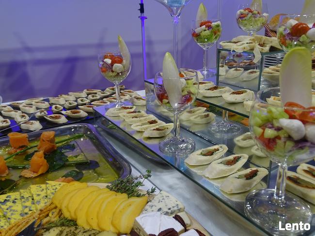 Porcelana podtalerze szkło kieliszki catering wynajem
