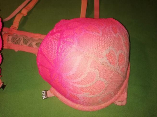 70D La Senza mega push up biustonosz