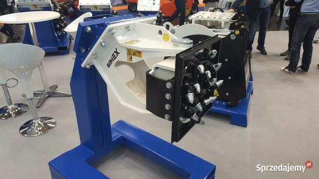 Profiler do ścian dla koparek o masie 12-20 ton