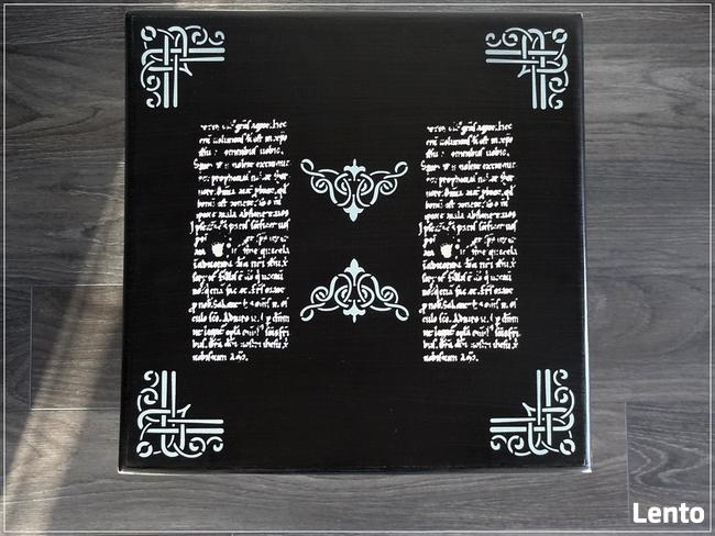 STOŁEK_stolik kawowy_ręcznie odnowiony