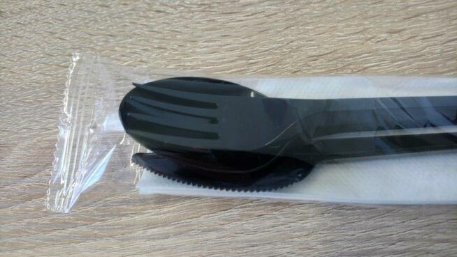 Sztućće jednorazowe zestaw łyżka + serwetka 250 sztuk białe