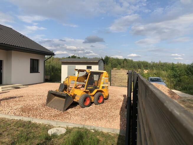 USŁUGI MINIKOPARKĄ, MINIŁADOWARKĄ, WYWROTKĄ, DRENAŻ, PIASEK