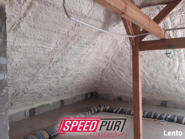 Ocieplanie Poddaszy Piana Pur Dach Strop Wiązary Budowa